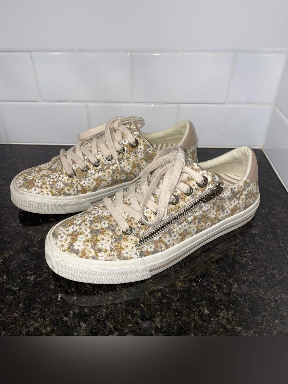 TAOS z soul sneakers Floral